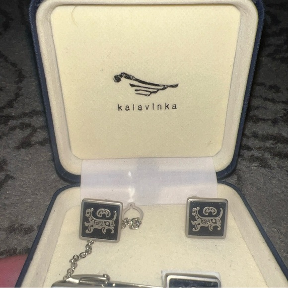 3 piece cuff link and tie clip set - Picture 2 of 3